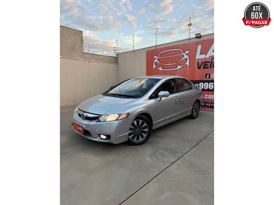 HONDA CIVIC 1.8 LXL 16V FLEX 4P AUTOMÁTICO HONDA CIVIC 1.8 LXL 16V FLEX 4P AUTOMÁTICO
